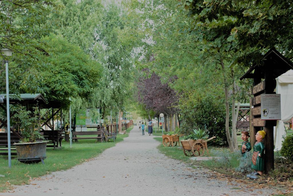 Agriturismo Tre Rondini Леньяґо Екстер'єр фото