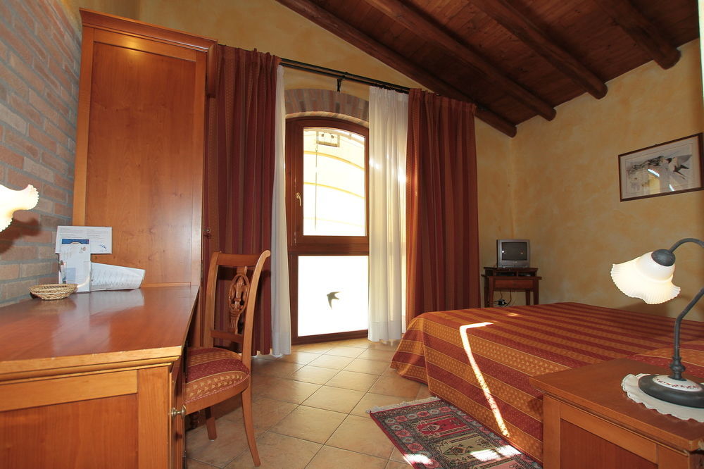 Agriturismo Tre Rondini Леньяґо Екстер'єр фото